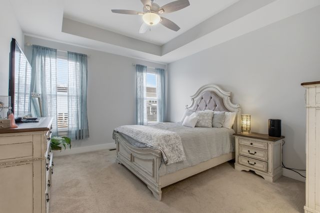 2015 Hedgelawn Dr, Lebanon, TN 37090