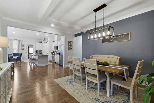 2015 Hedgelawn Dr, Lebanon, TN 37090