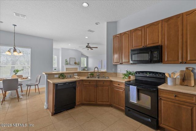 13637 CHIPPERFIELD Lane, Jacksonville, FL 32226