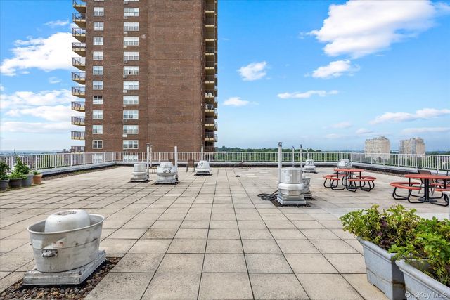 125-10 Queens Boulevard 716, Kew Gardens, NY 11415