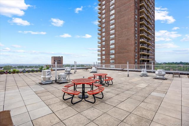125-10 Queens Boulevard 716, Kew Gardens, NY 11415