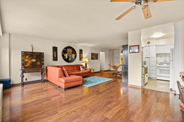125-10 Queens Boulevard 716, Kew Gardens, NY 11415