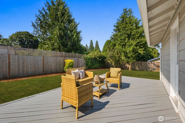 617 SW 299th Street, Federal Way, WA 98023