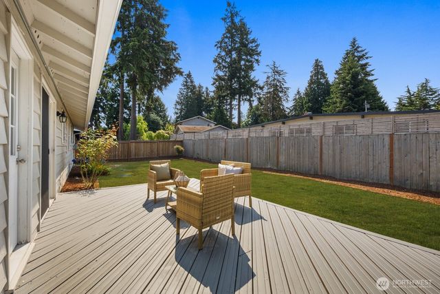617 SW 299th Street, Federal Way, WA 98023