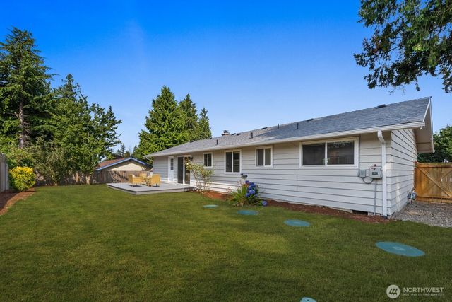 617 SW 299th Street, Federal Way, WA 98023