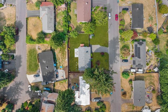 617 SW 299th Street, Federal Way, WA 98023