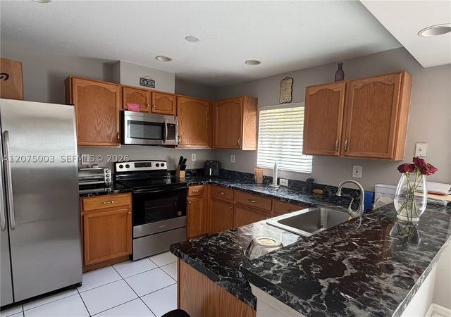 2403 SW 106th Ave, Miramar, FL 33025