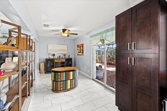 600 SW 67th Ave, Pembroke Pines, FL 33023