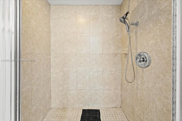 600 SW 67th Ave, Pembroke Pines, FL 33023