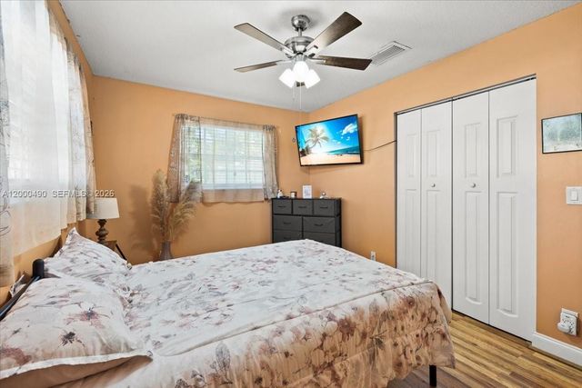 600 SW 67th Ave, Pembroke Pines, FL 33023