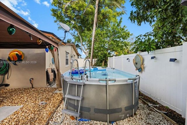 600 SW 67th Ave, Pembroke Pines, FL 33023