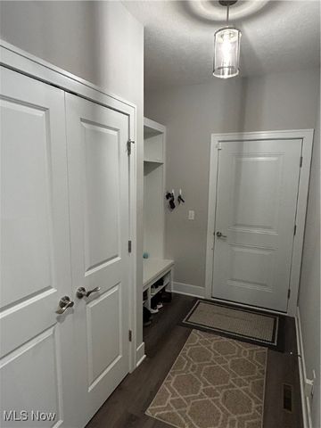 7432 Villa Ridge, Chagrin Falls, OH 44023