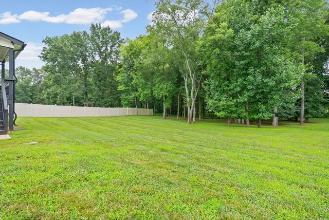 1333 Morning Star Dr, Clarksville, TN 37042
