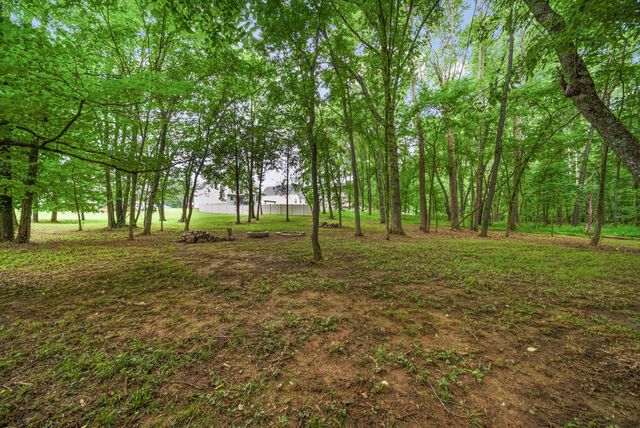1333 Morning Star Dr, Clarksville, TN 37042