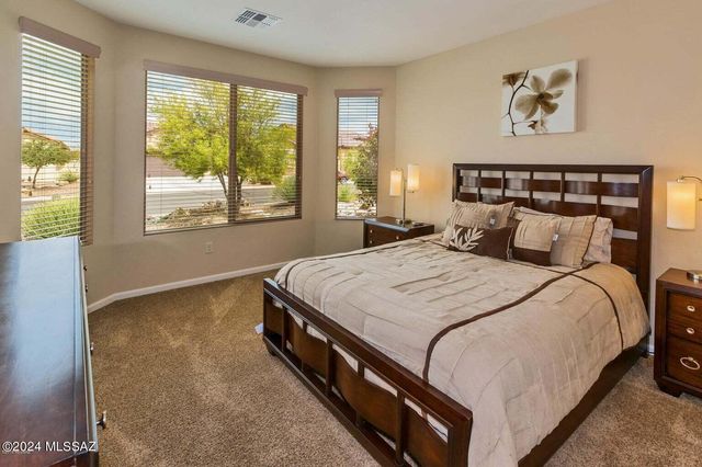 60065 E Arroyo Vista Drive, Oracle, AZ 85623