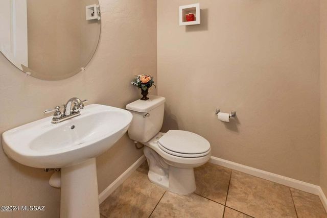 60065 E Arroyo Vista Drive, Oracle, AZ 85623