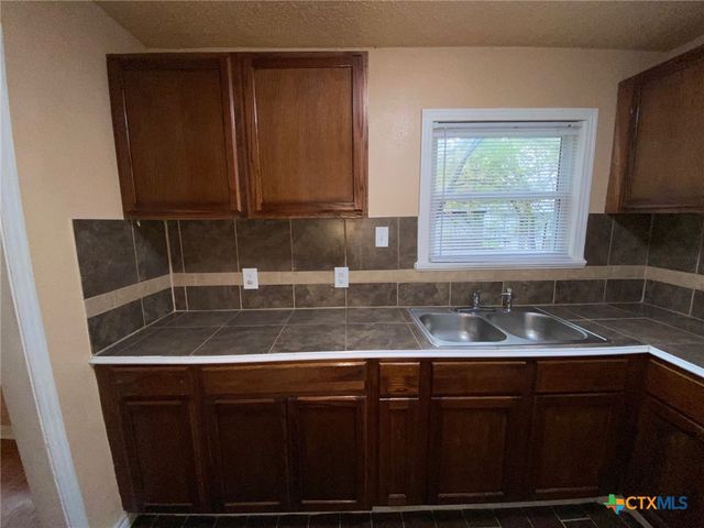 1901 Poage Avenue, Killeen, TX 76541