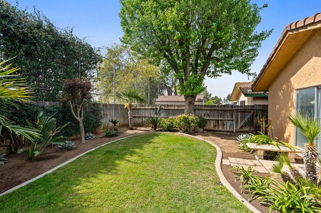 5201 W Griffith Way, Fresno, CA 93722