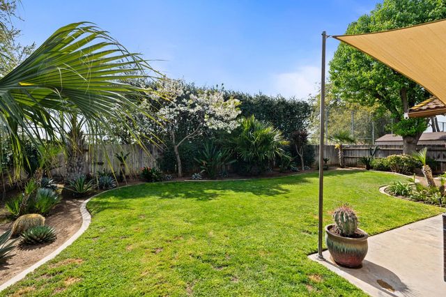 5201 W Griffith Way, Fresno, CA 93722