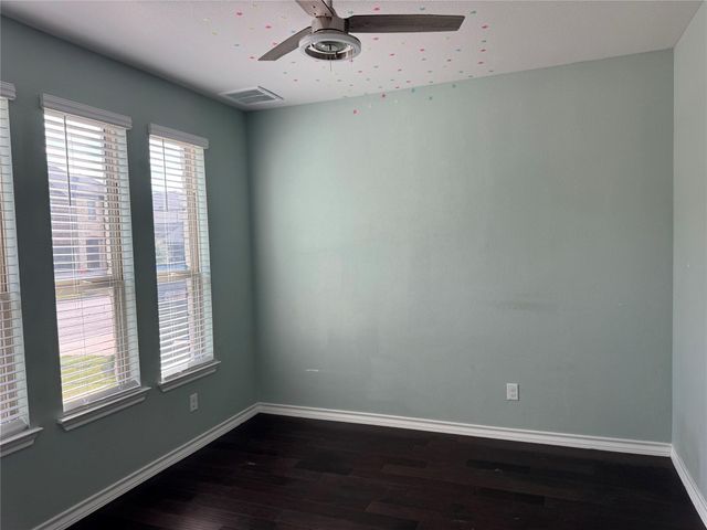 333 Capstone RD, Liberty Hill, TX 78642