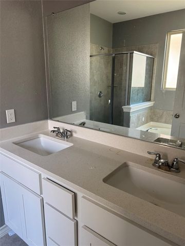 333 Capstone RD, Liberty Hill, TX 78642