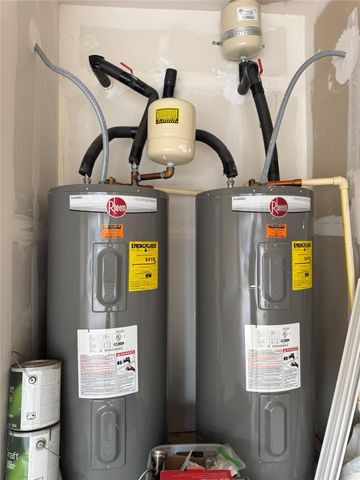 333 Capstone RD, Liberty Hill, TX 78642