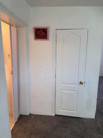 403 Aspen Avenue NE, Albuquerque, NM 87102