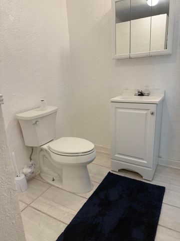 403 Aspen Avenue NE, Albuquerque, NM 87102