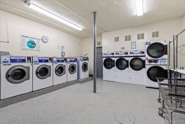 105 Garth Road 4H, Scarsdale, NY 10583