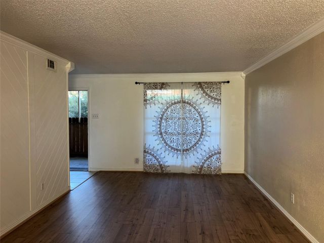 7714 Renwick Drive G4, Houston, TX 77081