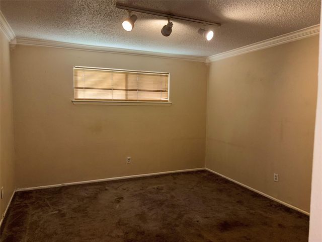 7714 Renwick Drive G4, Houston, TX 77081