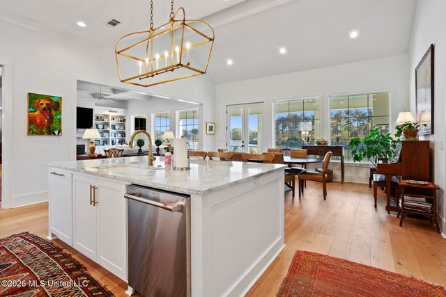 238 Westlake Circle, Madison, MS 39110