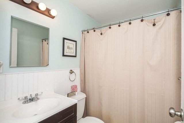 40 Roberts Dr 40, Bedford, MA 01730