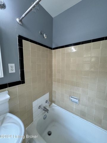 249 Norbourne Blvd, Louisville, KY 40207