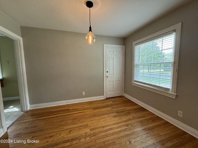 249 Norbourne Blvd, Louisville, KY 40207