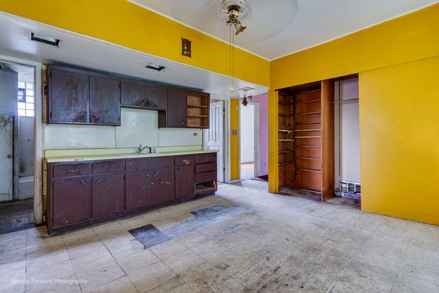 501 W 103rd Street, Chicago, IL 60628