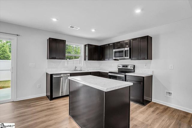 308 Bristling Briar Trail, Greenville, SC 29617