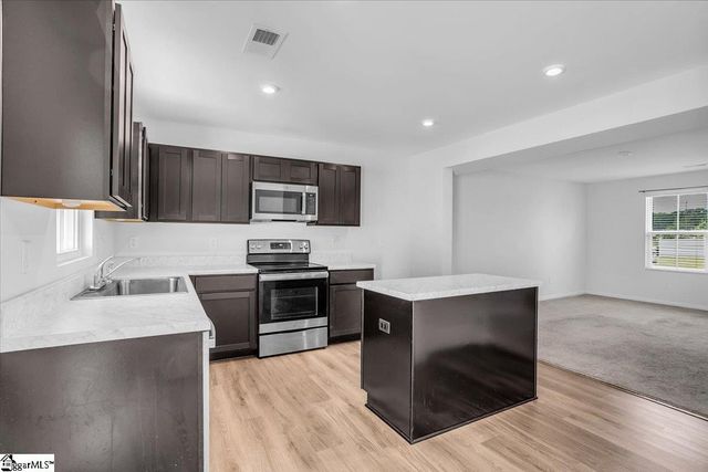 308 Bristling Briar Trail, Greenville, SC 29617