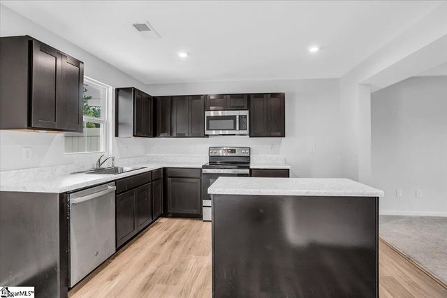 308 Bristling Briar Trail, Greenville, SC 29617