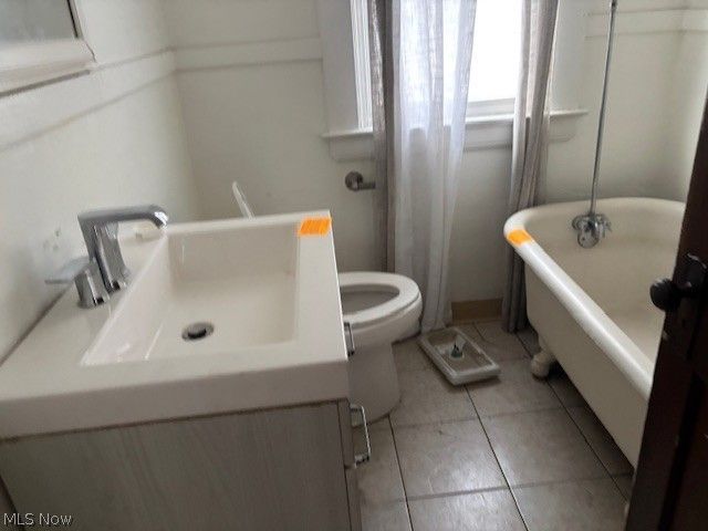 521 E 112th Street, Cleveland, OH 44108