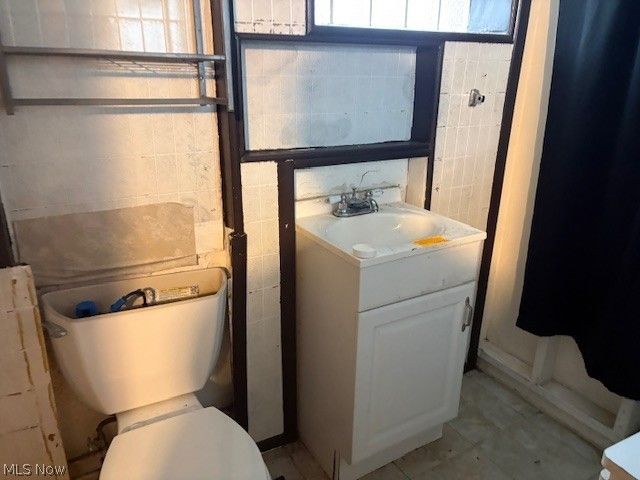 521 E 112th Street, Cleveland, OH 44108