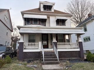 521 E 112th Street, Cleveland, OH 44108