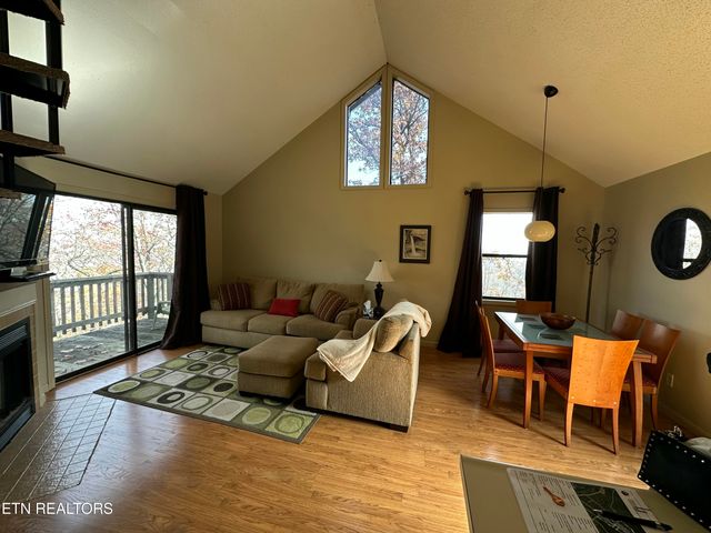 391 Moytoy Rd 208, Crab Orchard, TN 37723