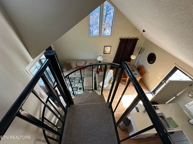 391 Moytoy Rd 208, Crab Orchard, TN 37723