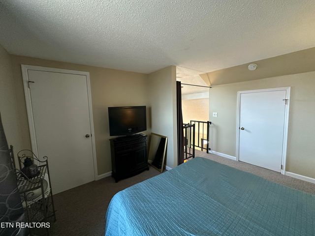 391 Moytoy Rd 208, Crab Orchard, TN 37723