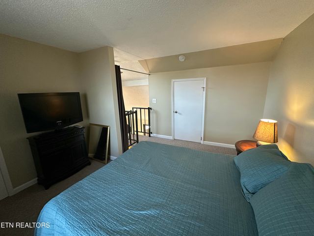 391 Moytoy Rd 208, Crab Orchard, TN 37723