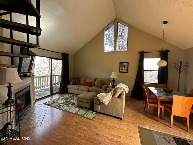 391 Moytoy Rd 208, Crab Orchard, TN 37723