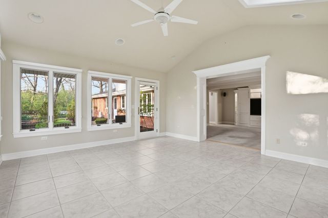 3 Old Creek Road, Palos Park, IL 60464