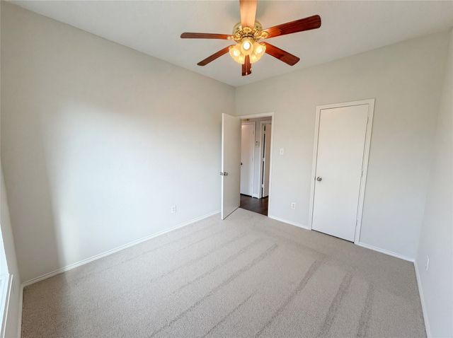 9048 Elbe Trail, Fort Worth, TX 76118