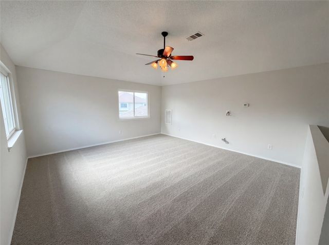 9048 Elbe Trail, Fort Worth, TX 76118